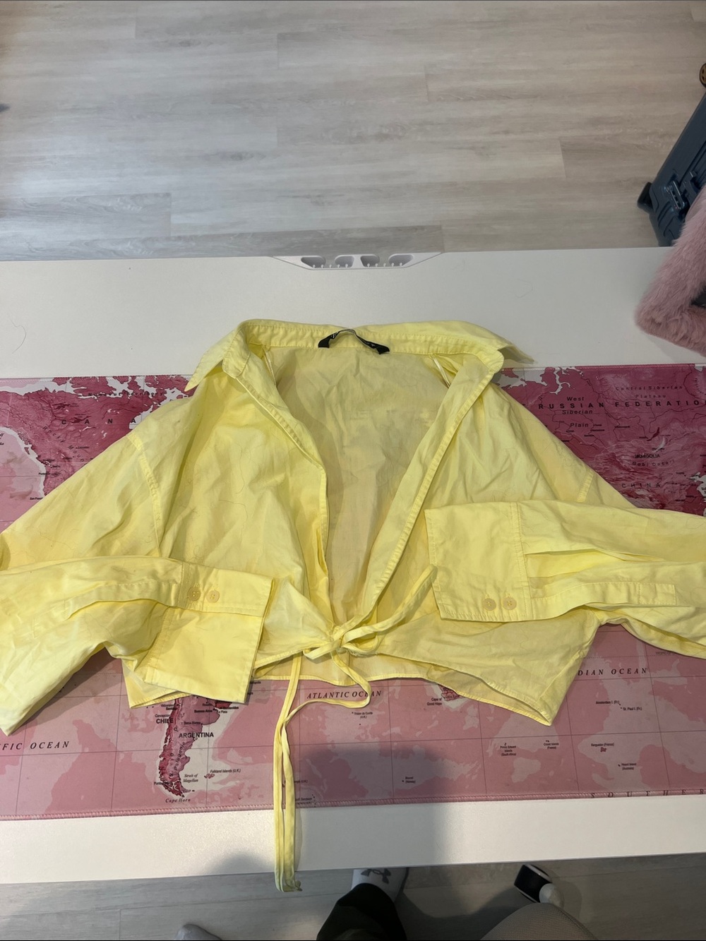 Zara long sleeve yellow crop top